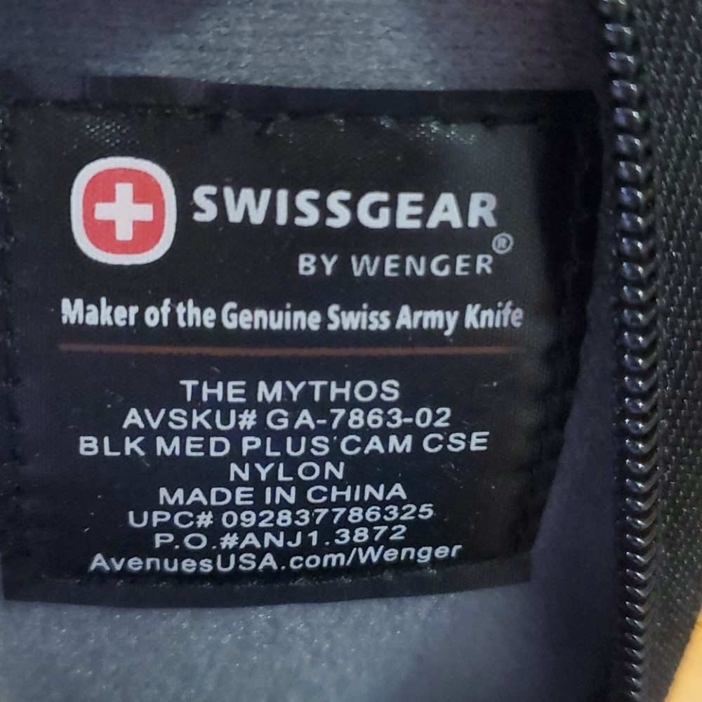 Case - Picture 3 of 9